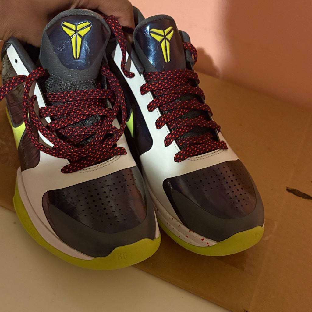 Kobe 5 Size 8